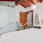 Maison d'hôtes La Ro Ca- Telti